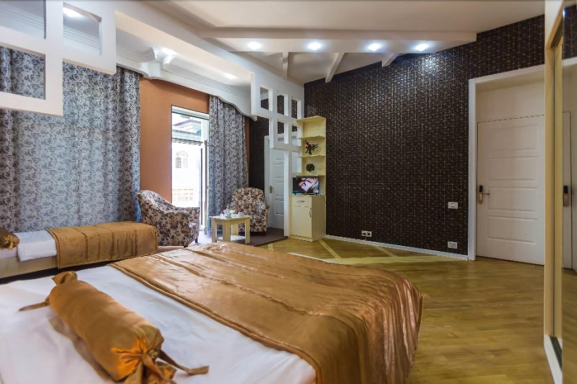 Vania Hotel Баку Экстерьер фото