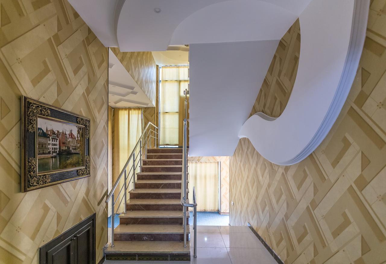 Vania Hotel Баку Экстерьер фото